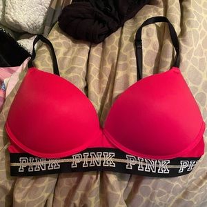 Vs pink wireless push up bra